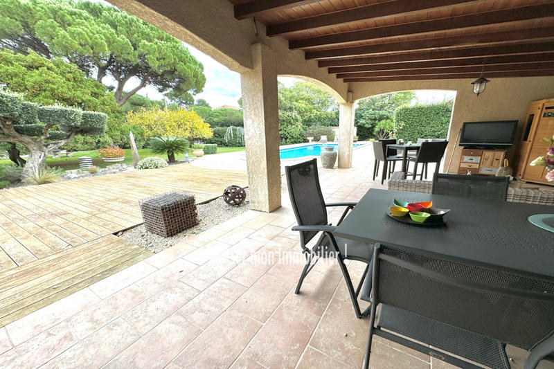 Maison - 273 m² - 8 pièces