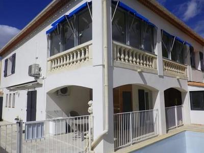 Maison traditionnelle - 94 m² - 3 pièces