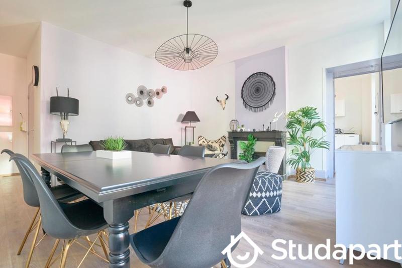 Chambre - 13 m² - 1 pièce