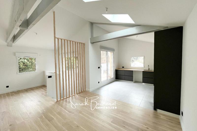 Appartement - 97 m² - 4 pièces