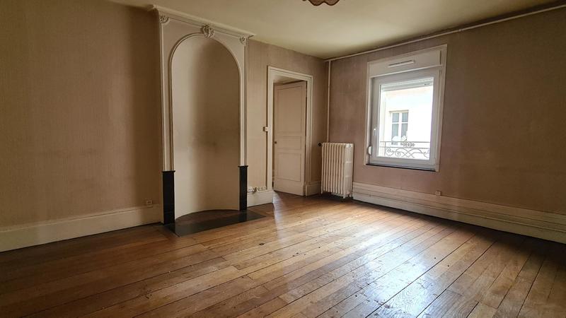 Appartement - 200 m² - 7 pièces