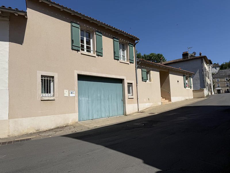 Maison - 154 m² - 8 pièces