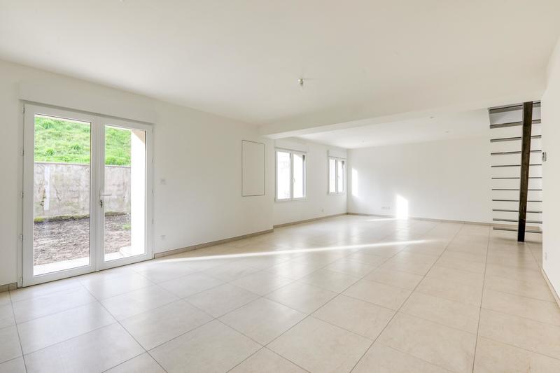 Maison - 165 m² - 6 pièces