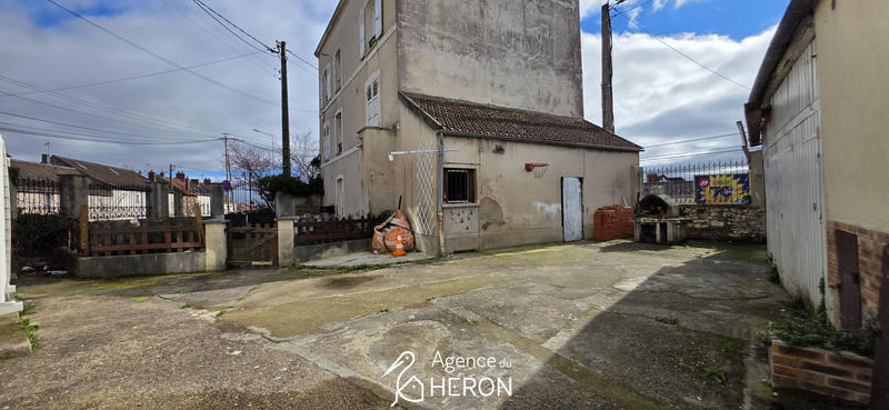 Maison - 91 m² - 5 pièces