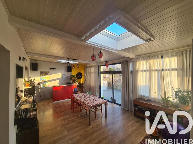 Maison de ville - 150 m² - 8 pièces