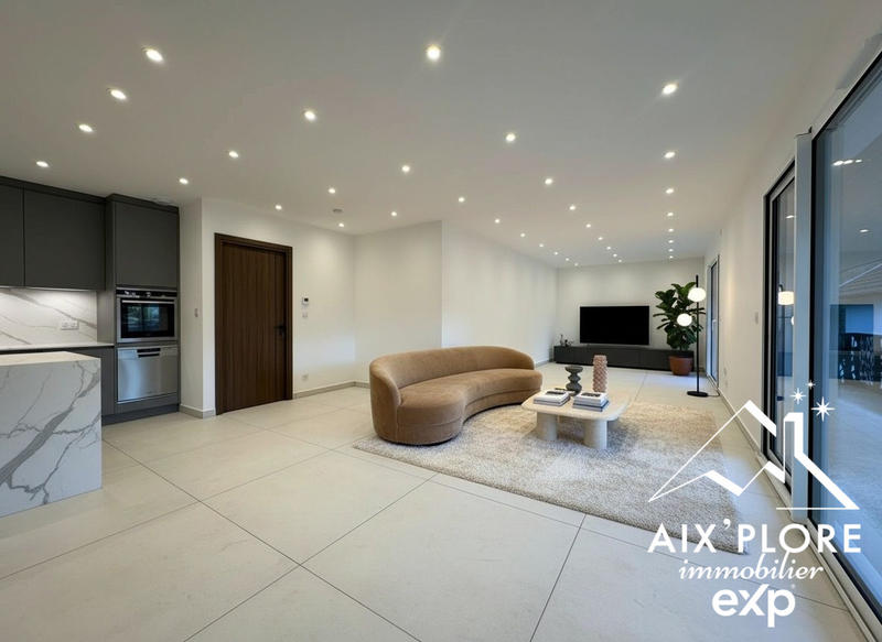 Appartement - 109 m² - 4 pièces