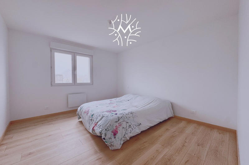 Maison - 94 m² - 4 pièces