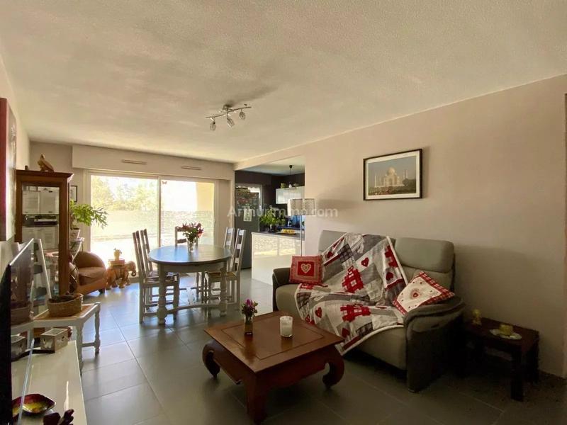 Appartement - 70 m² - 3 pièces