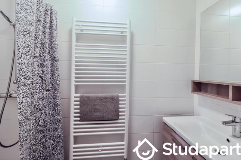 Chambre - 15 m² - 1 pièce