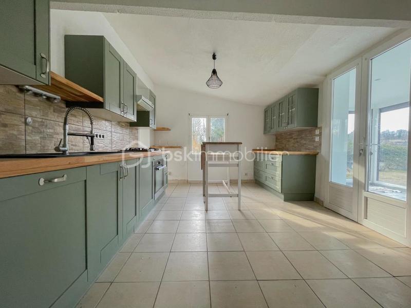 Corps de ferme - 130 m² - 7 pièces