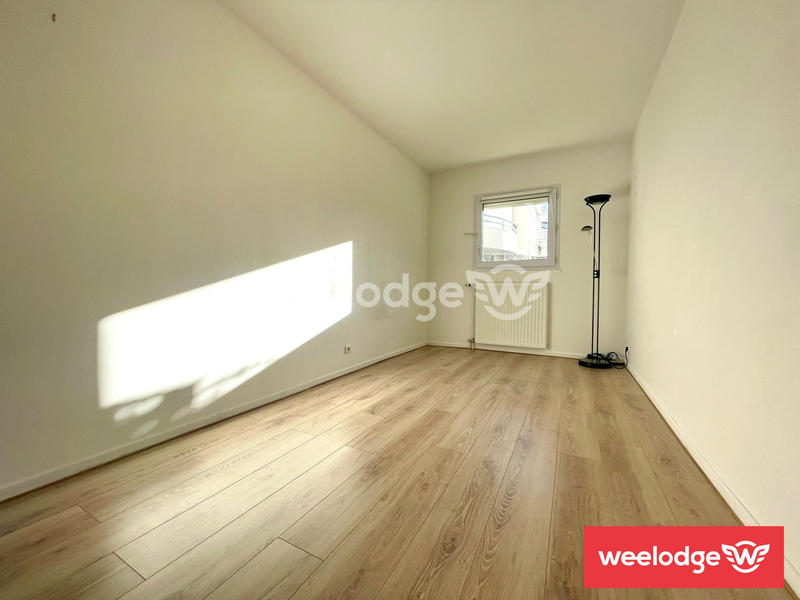 Appartement - 77 m² - 4 pièces