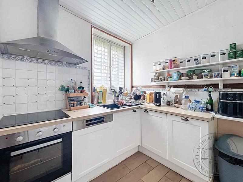 Maison - 136 m² - 6 pièces