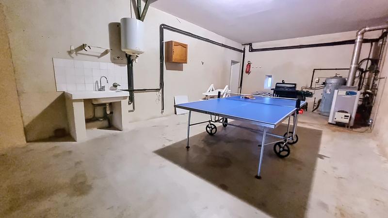 Mas - 206 m² - 7 pièces