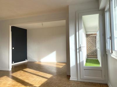 Appartement - 89 m² - 4 pièces