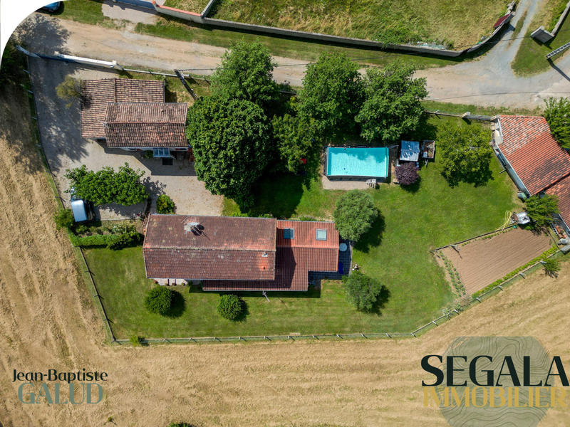 Propriété - 173 m² - 6 pièces