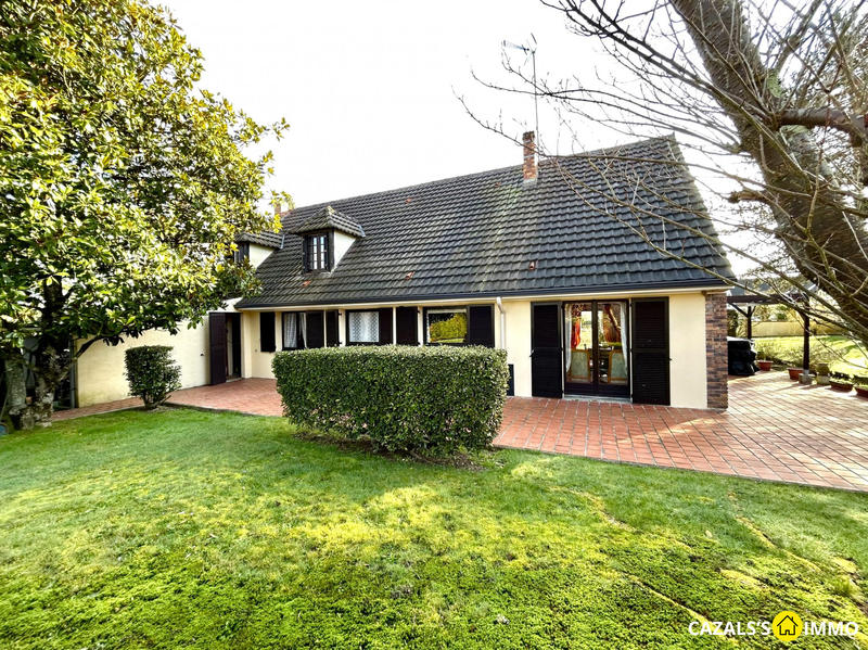 Maison traditionnelle - 180 m² - 7 pièces