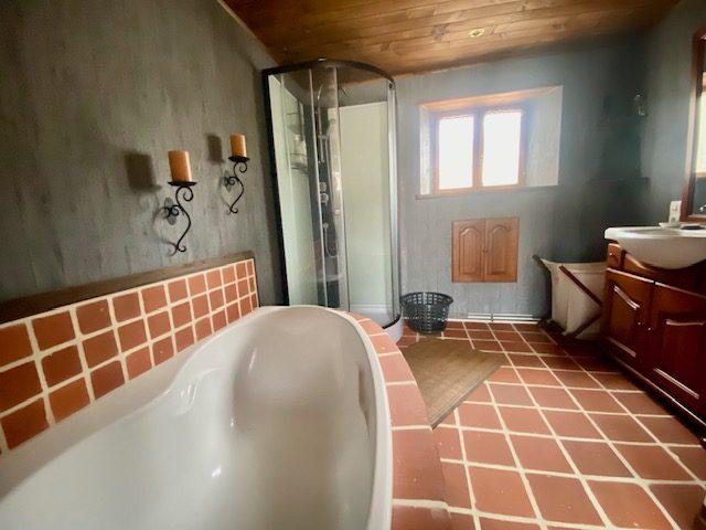 Maison ancienne - 96 m² - 5 pièces