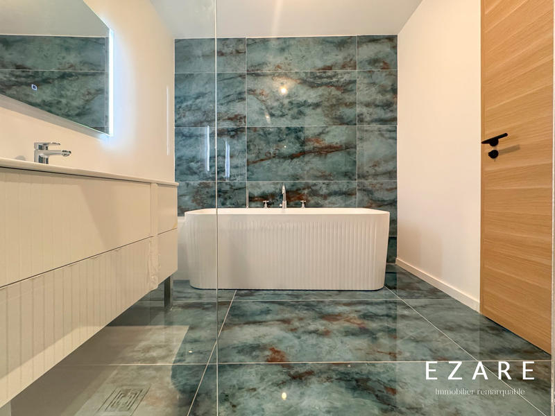 Appartement - 158 m² - 6 pièces