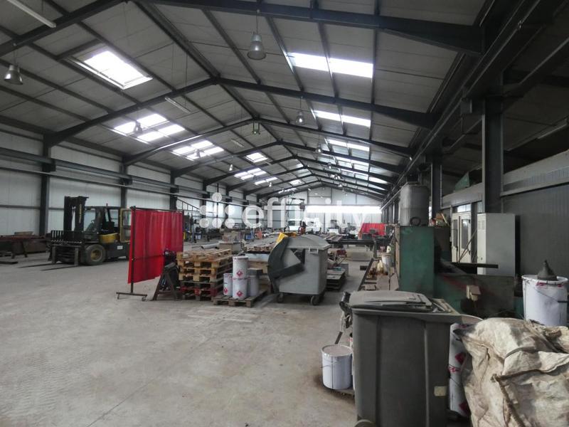 Bureau - 1 422 m² - 4 pièces