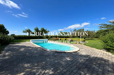 Villa - 174 m² - 6 pièces