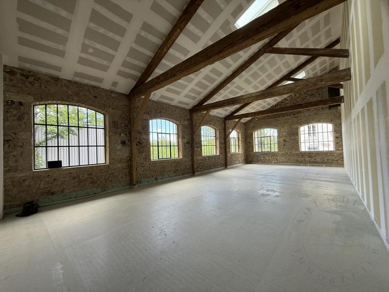 Local d'activité / Entrepôt - 118 m² - 1 pièce