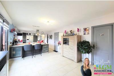 Maison - 112 m² - 4 pièces