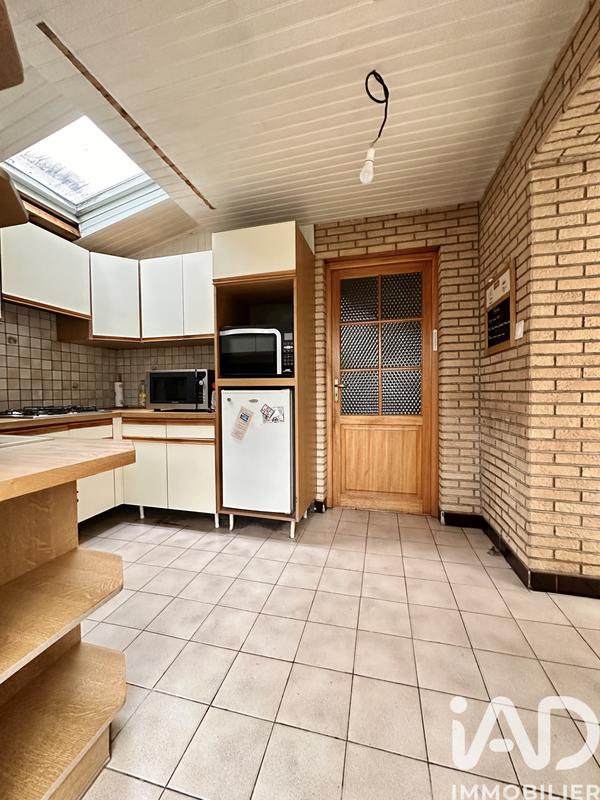 Maison - 94 m² - 5 pièces