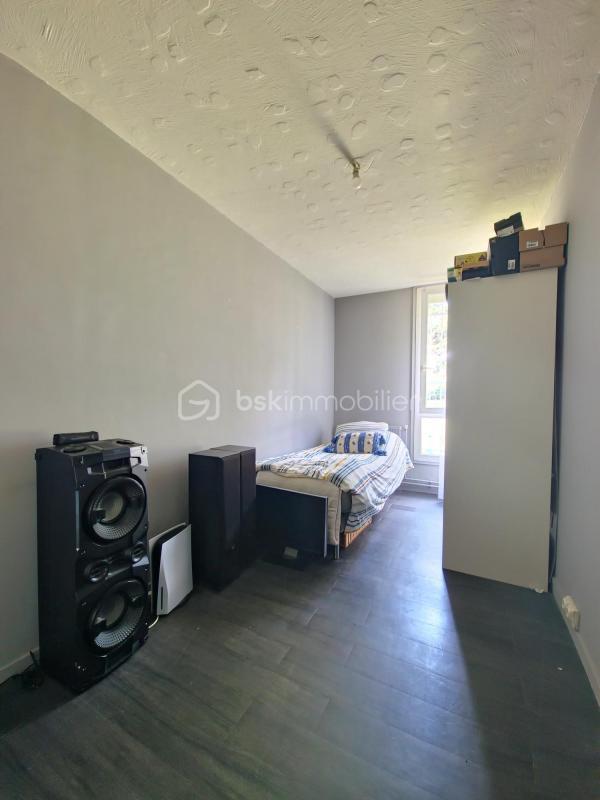 Appartement - 99 m² - 5 pièces