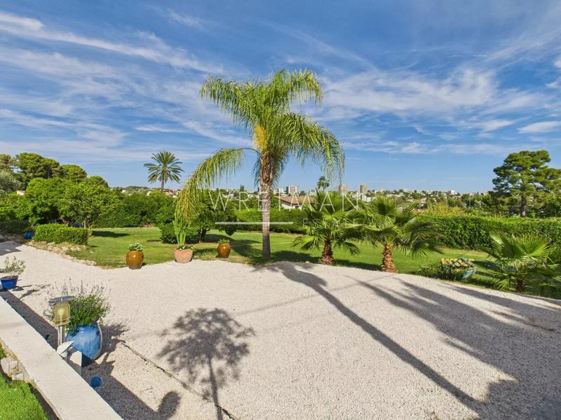 Maison - 183 m² - 5 pièces