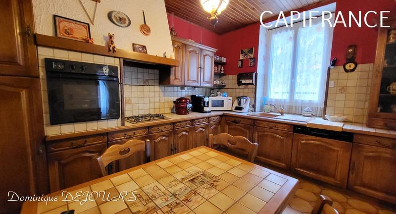 Maison - 209 m² - 8 pièces