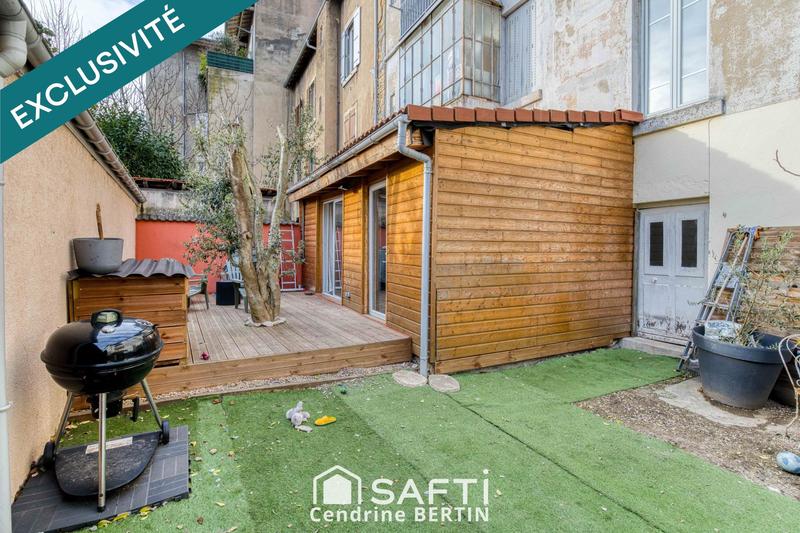 Appartement - 77 m² - 5 pièces