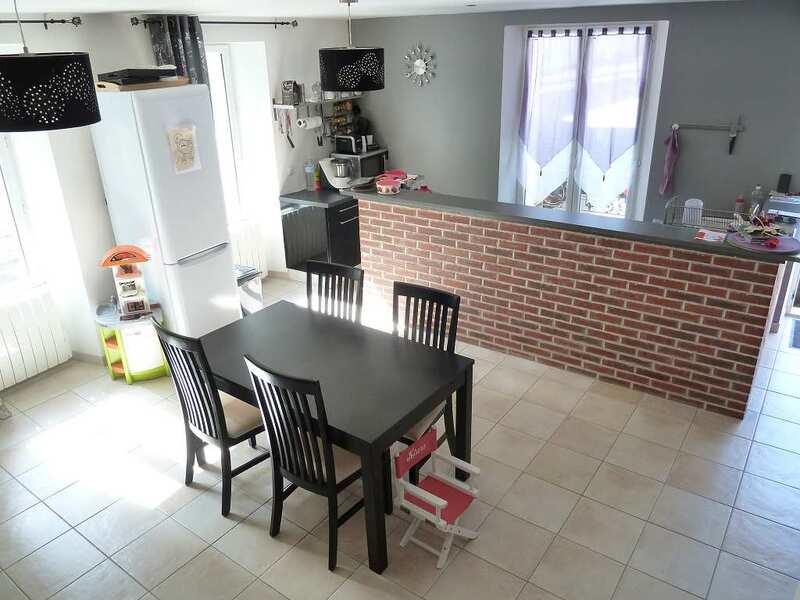 Maison - 90 m² - 5 pièces