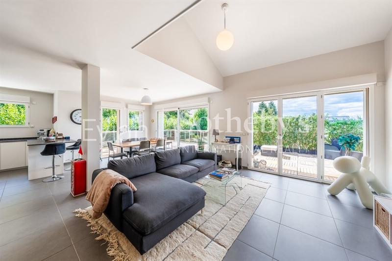 Appartement - 133 m² - 5 pièces