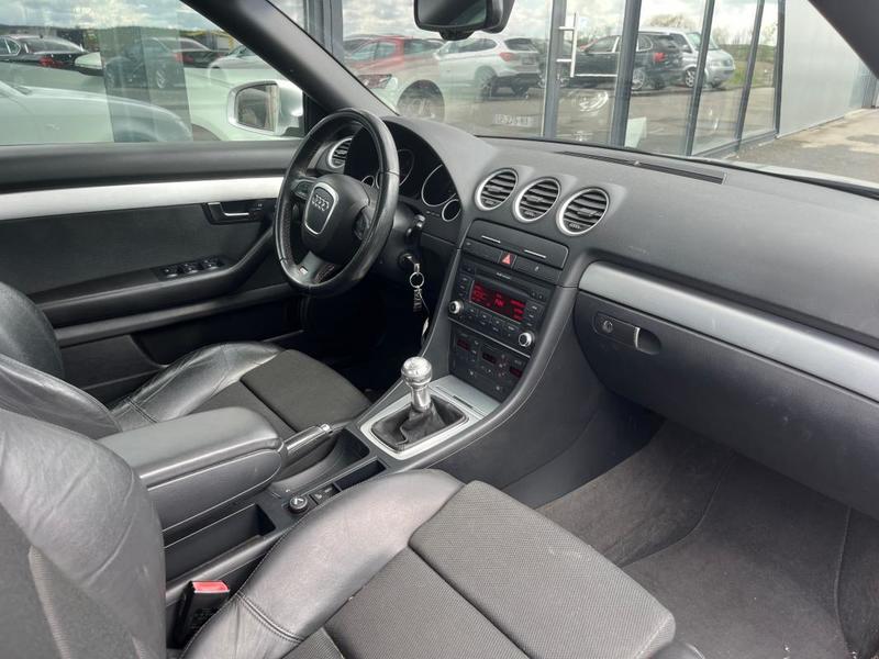 Audi A4 Cabriolet 2.0 Tdi 140 Dpf s line