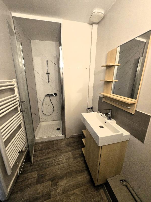 Maison - 102 m² - 4 pièces