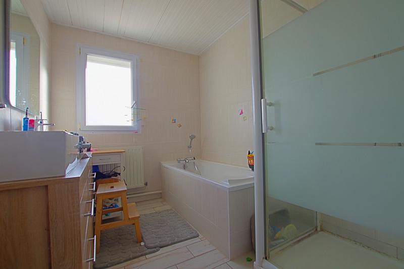 Maison traditionnelle - 122 m² - 5 pièces