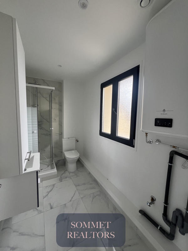 Immeuble - 324 m² - 5 pièces