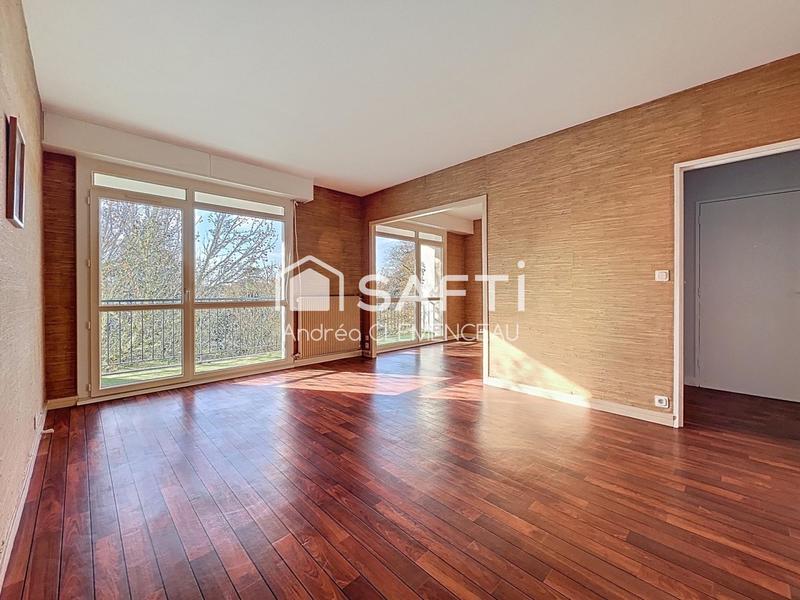 Appartement - 82 m² - 4 pièces