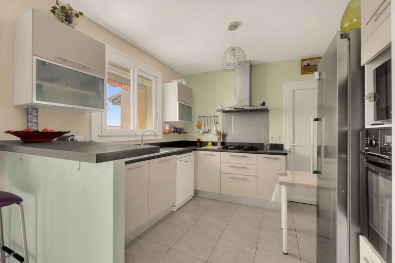 Maison - 148 m² - 6 pièces