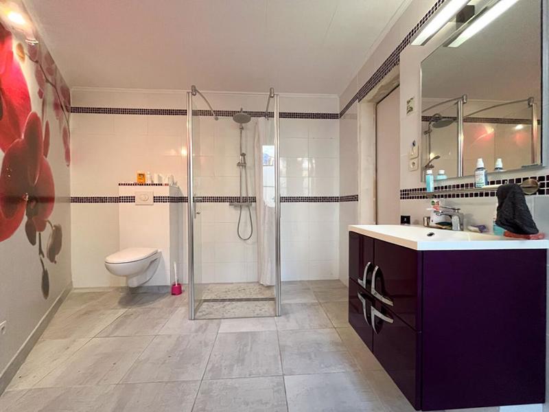 Maison - 224 m² - 11 pièces