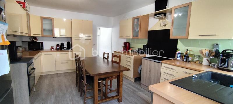 Maison ancienne - 162 m² - 8 pièces