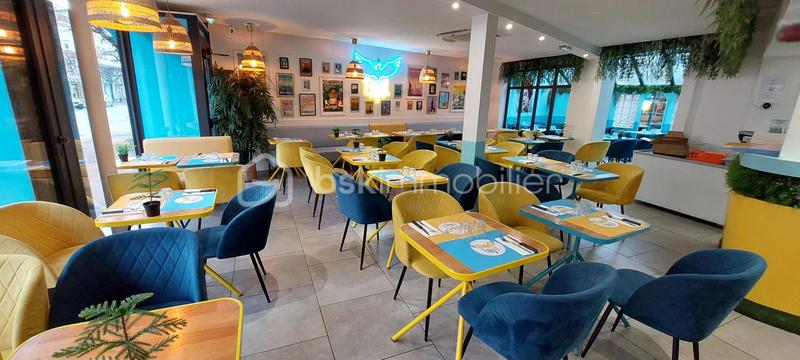 Immeuble - 176 m² - 6 pièces