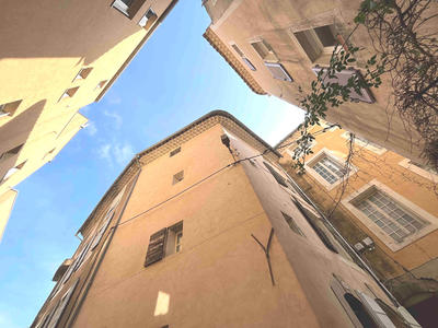 Immeuble - 62 m² - 4 pièces