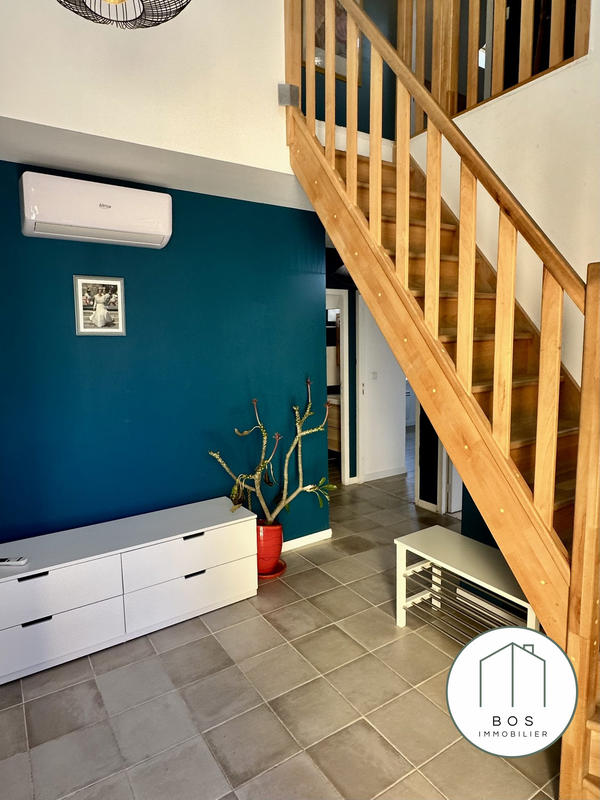 Villa - 145 m² - 6 pièces