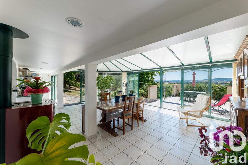 Maison - 189 m² - 7 pièces