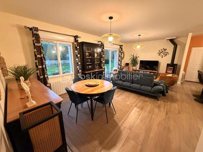 Maison - 105 m² - 5 pièces