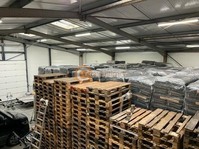 Local d'activité / Entrepôt - 720 m²