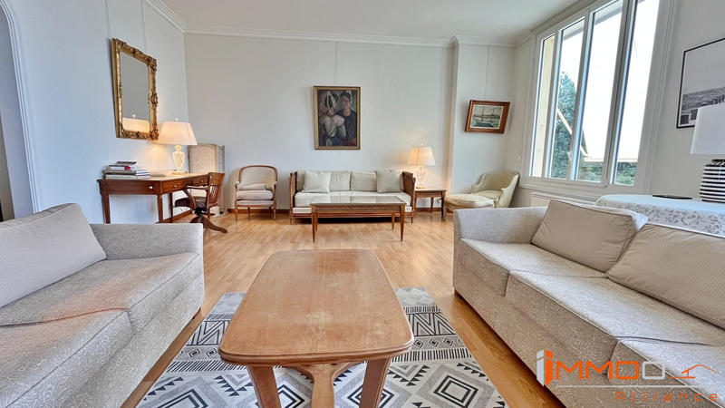 Appartement - 173 m² - 7 pièces