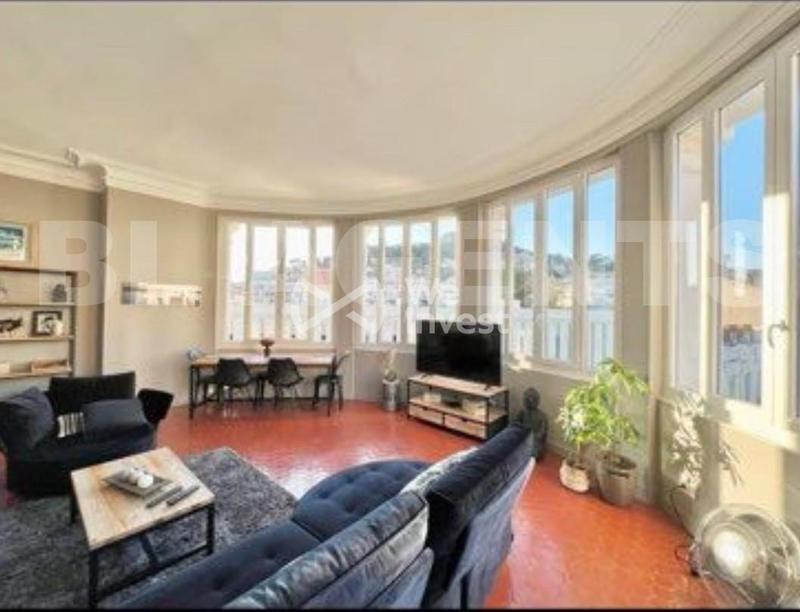 Appartement - 82 m² - 3 pièces