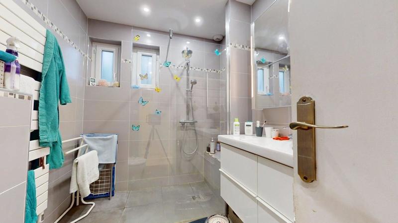 Maison - 132 m² - 6 pièces